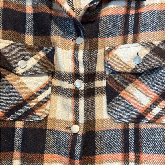 Unisex Plaid Flannel Shacket - L - Great Condition - Picture 6 of 6